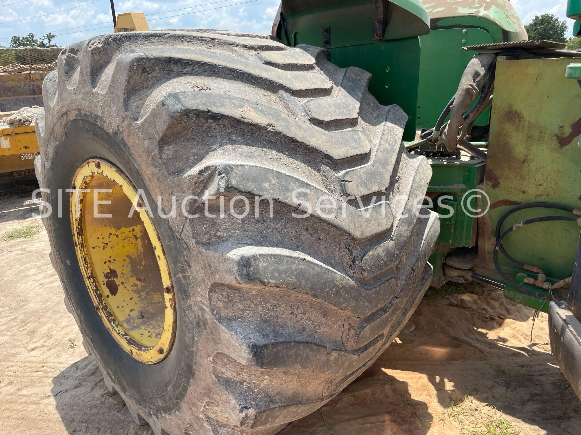 John Deere 9300 4WD Articulating MFWD Tractor