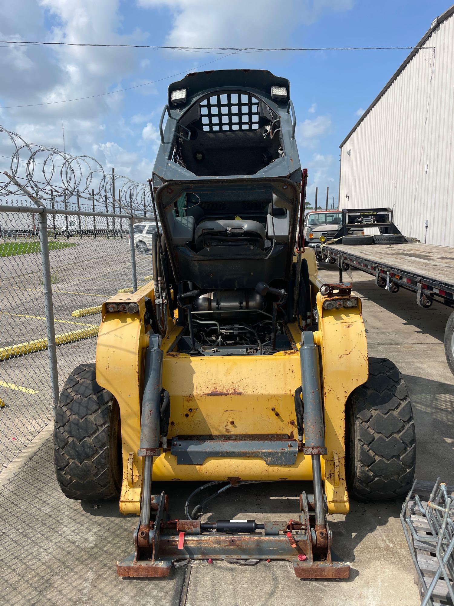 Gehl Skid Steer Loader