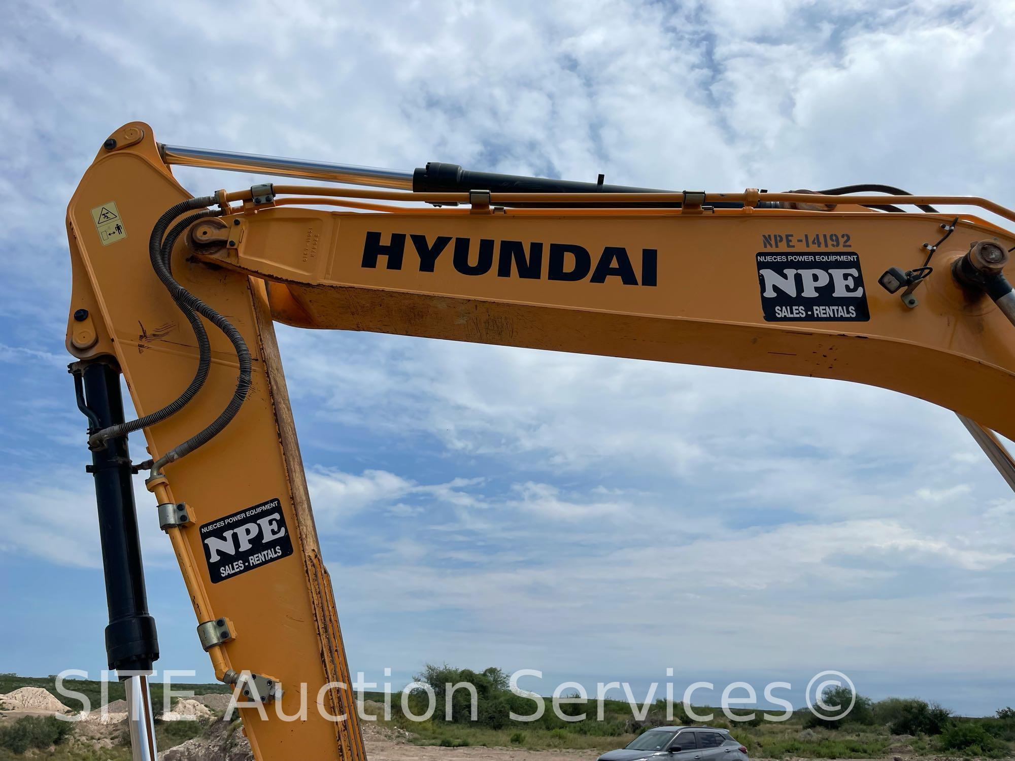 2017 Hyundai HX260L Hydraulic Excavator
