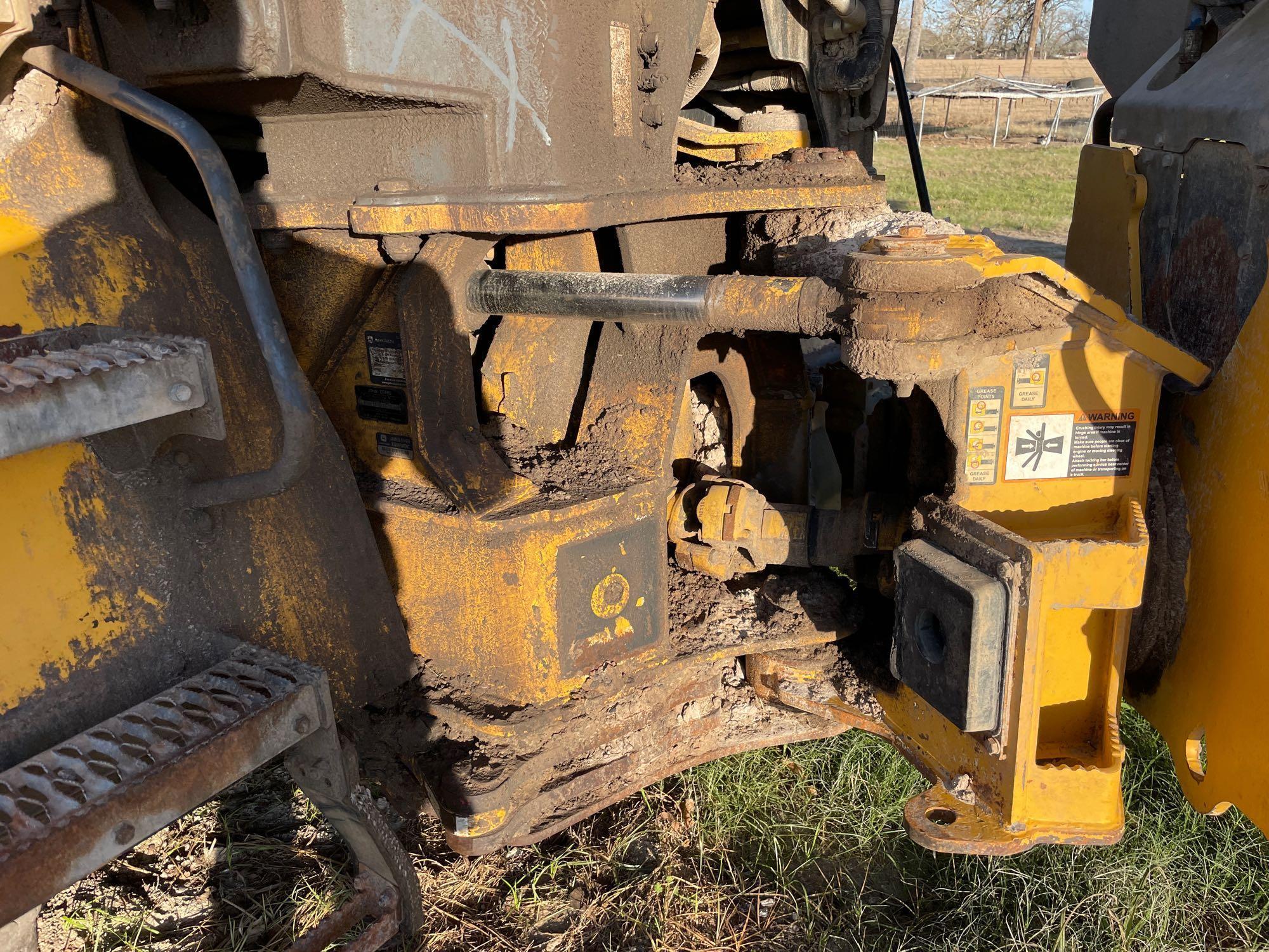 2011 John Deere 300D-II Articulated Dump Truck