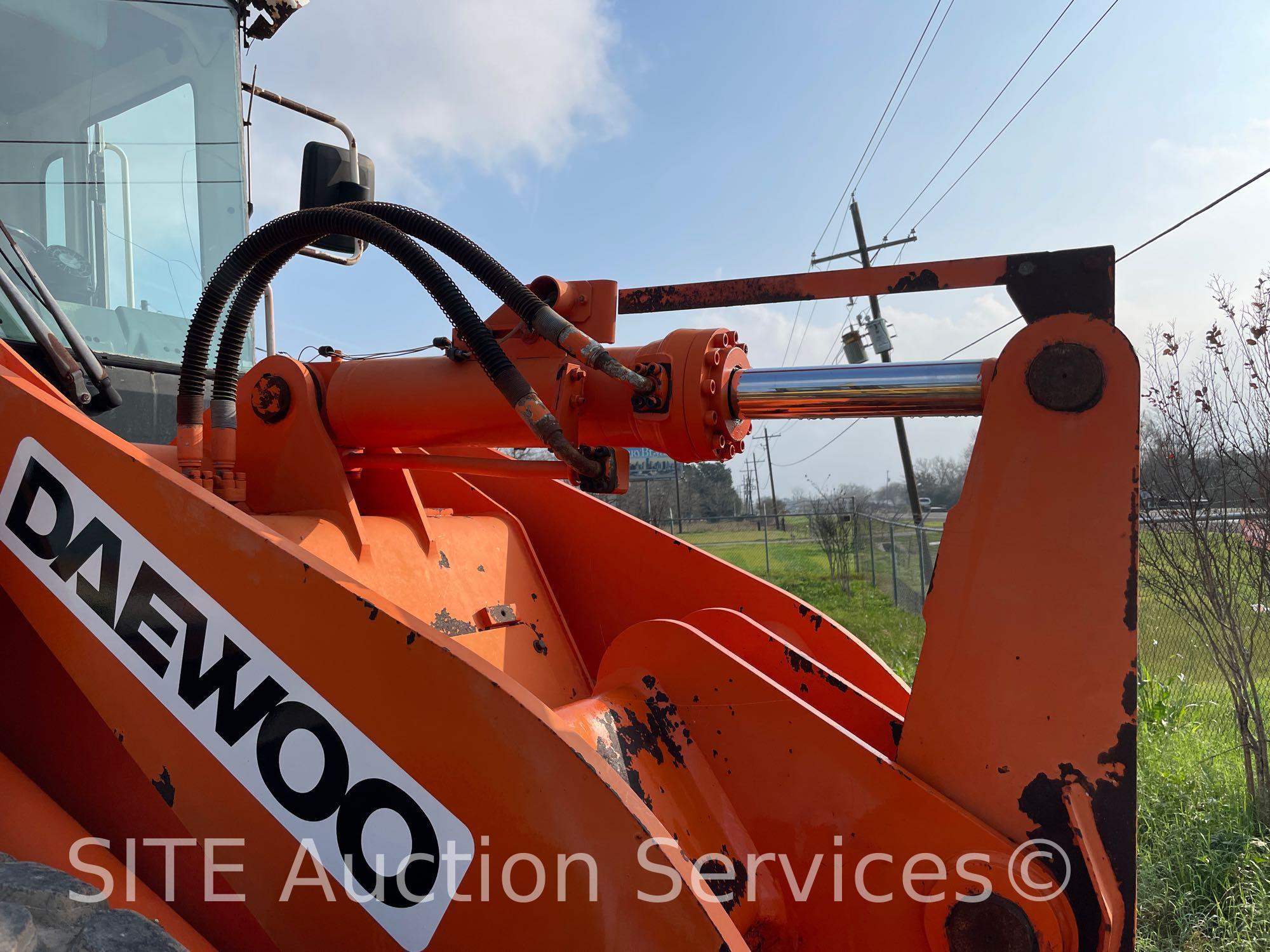 1999 Daewoo Mega 200 III Wheel Loader