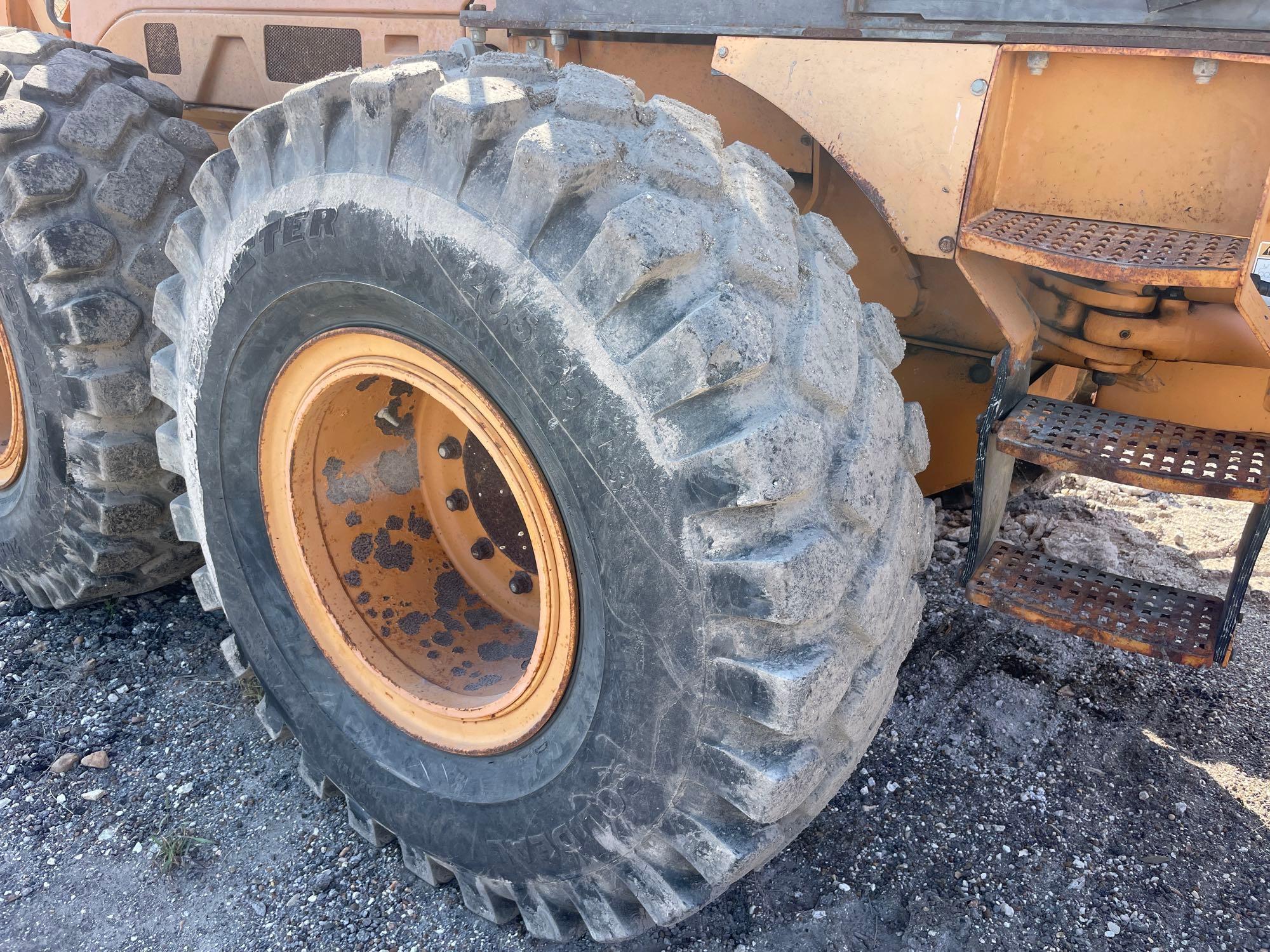 2008 Case 885 Motor Grader