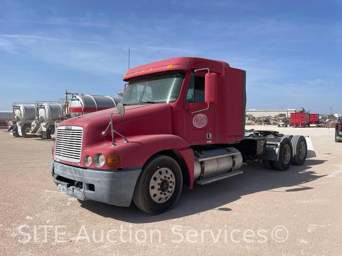 2001 Freightliner ST120 T/A Truck Tractor w/ Winch