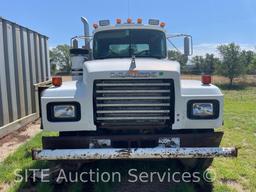 1995 Mack RD690S T/A Truck Tractor