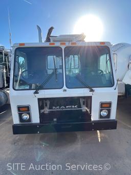 2001 Mack LE613 T/A COE Side Load Garbage Truck