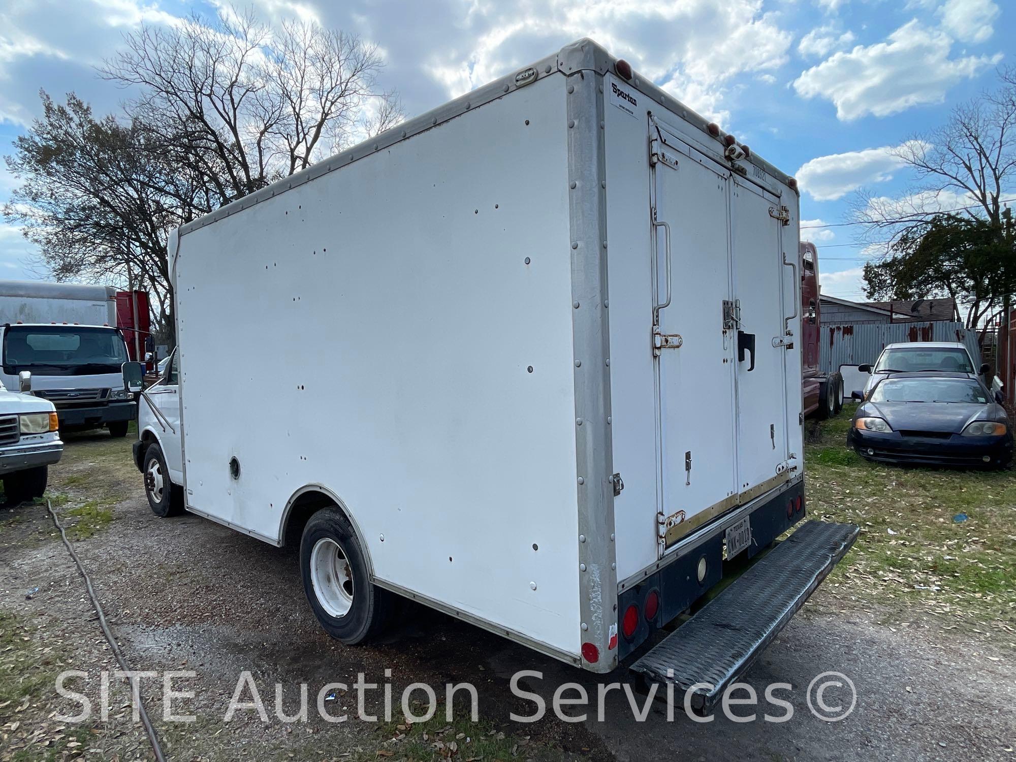 2003 GMC Savana S/A Box Truck