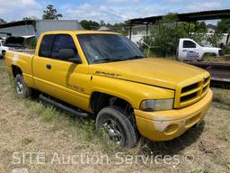 2000 Dodge Ram 1500 Extended Cab Pickup Truck