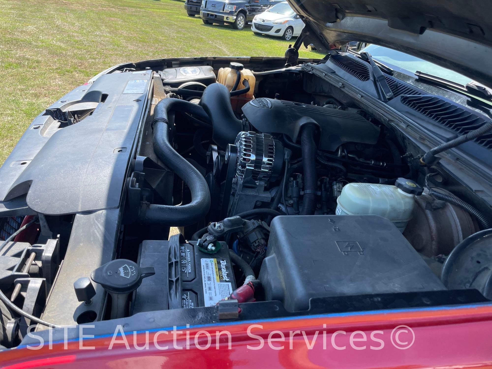 2005 Chevrolet Silverado 1500 Extended Cab Pickup Truck