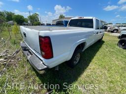 2005 Chevrolet Silverado 2500 Crew Cab Truck