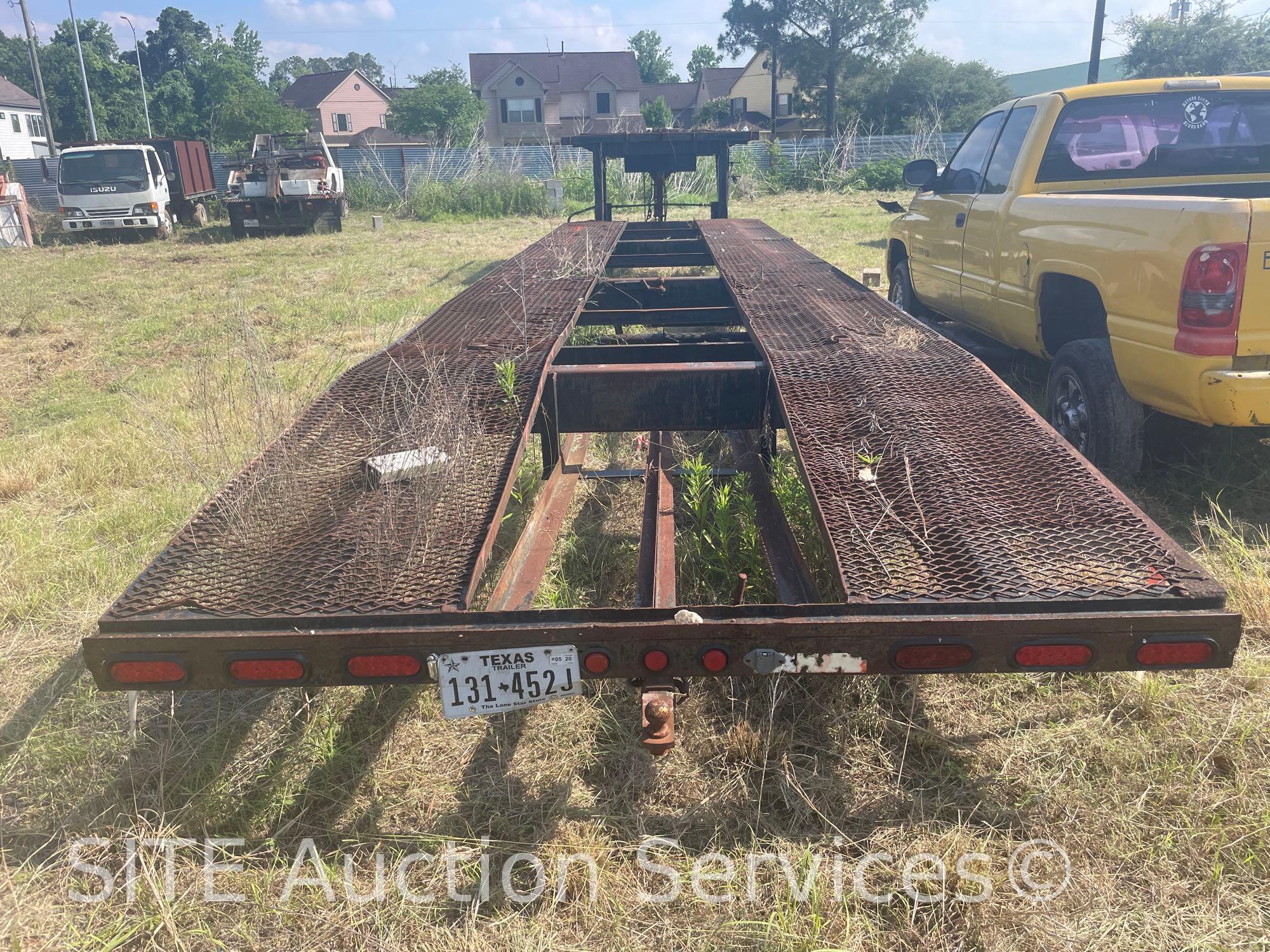 2003 Kaufman Tri/A 38' Car Hauler Trailer