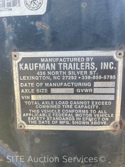 2003 Kaufman Tri/A 38' Car Hauler Trailer