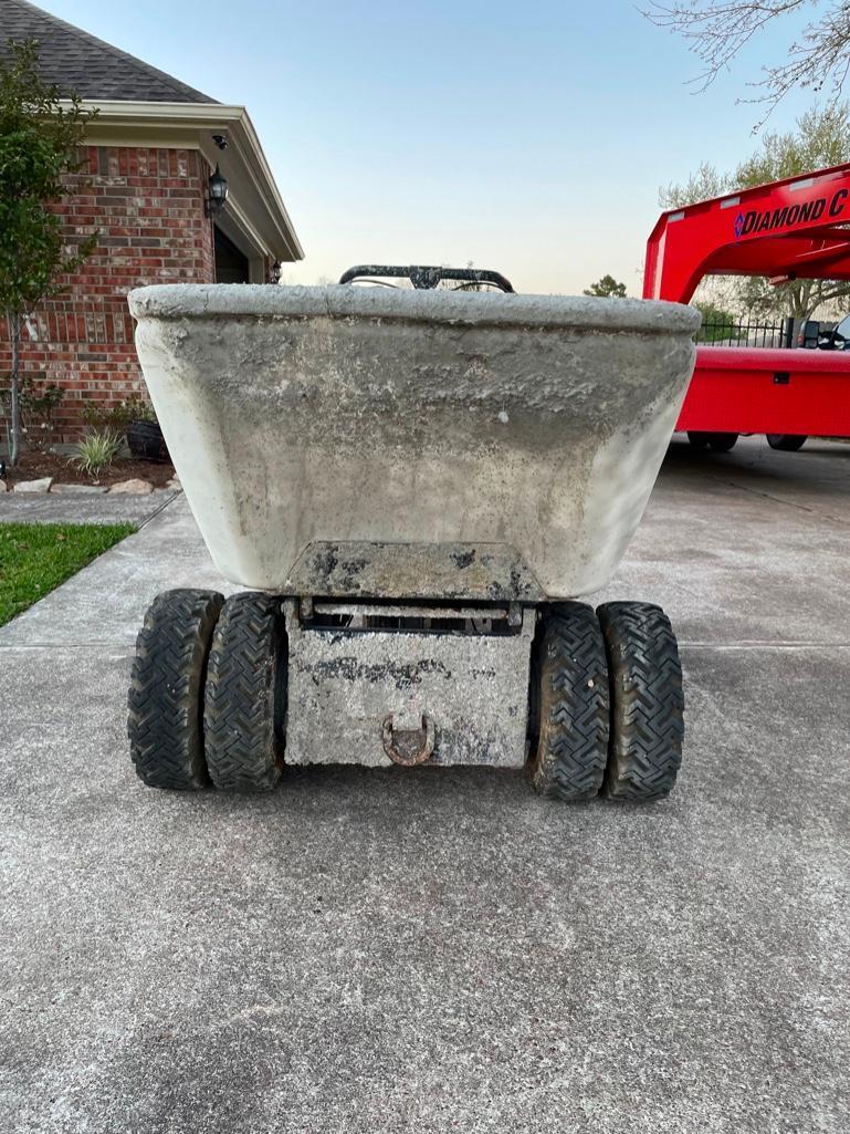 2016 Toro 68038G Wheeled Mud Buggy