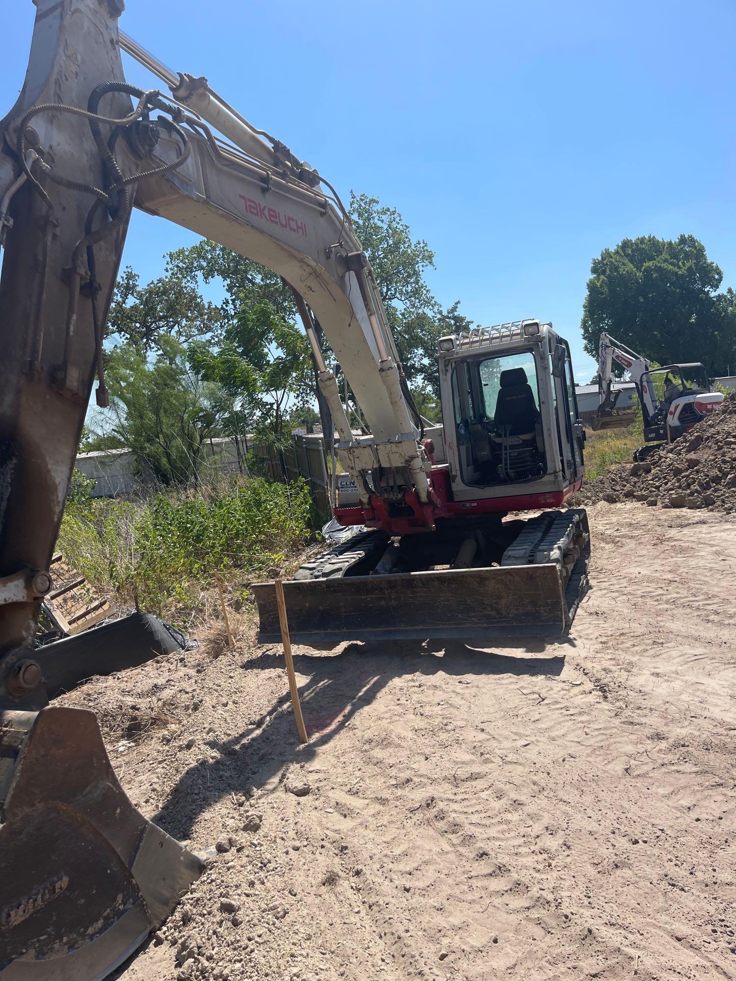 2012 Takeuchi TB1140 Hydraulic Excavator