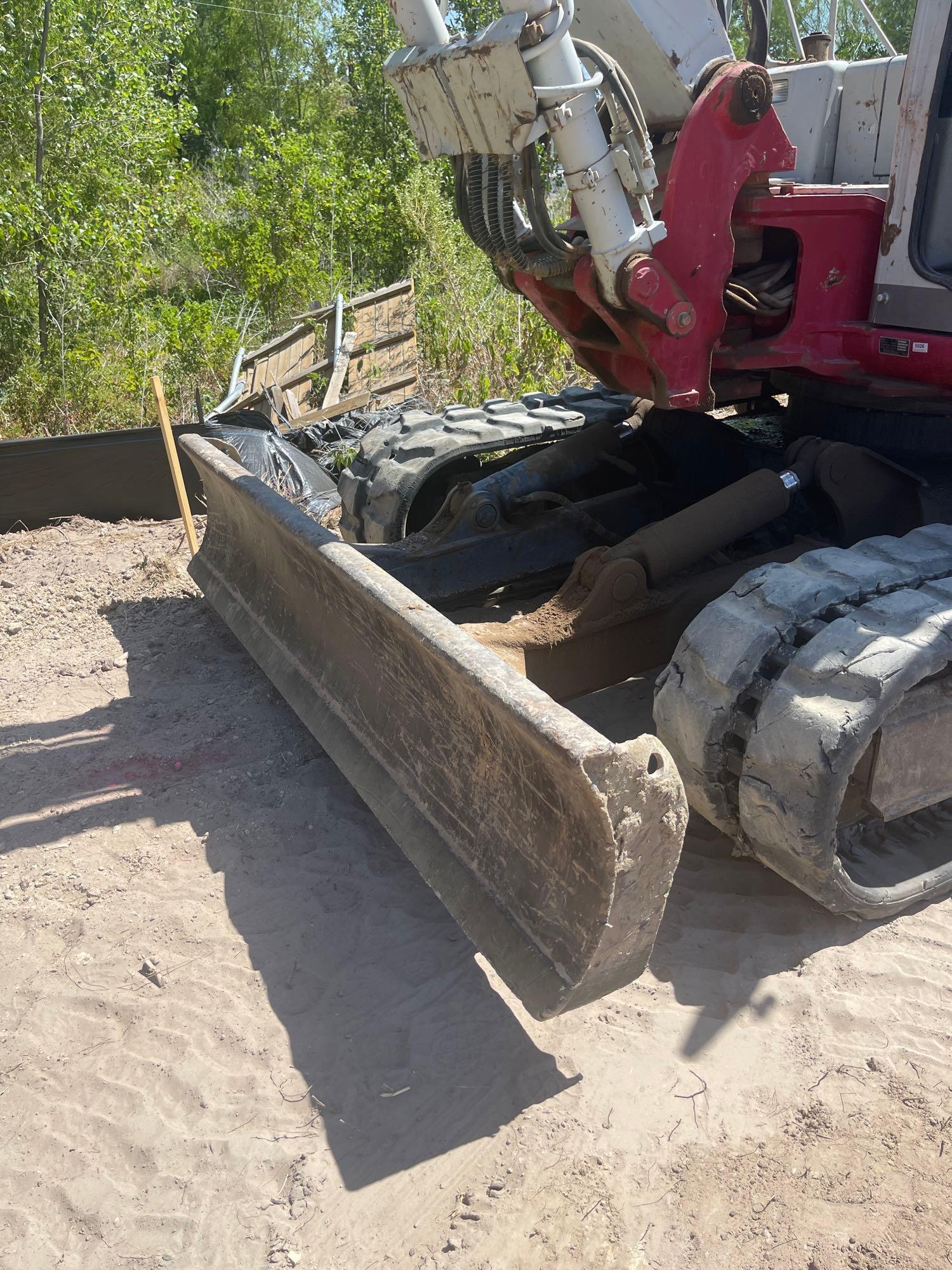 2012 Takeuchi TB1140 Hydraulic Excavator