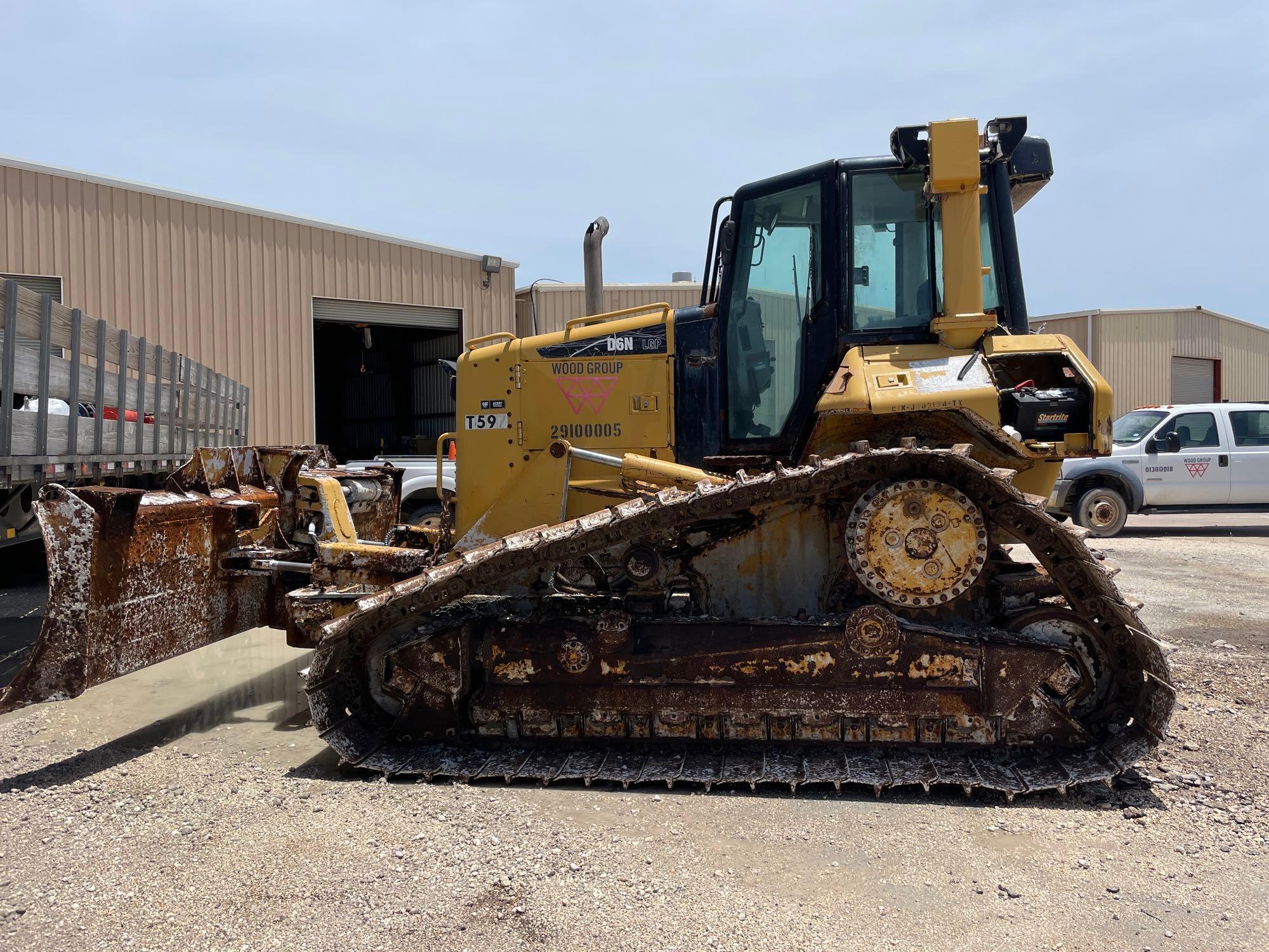 2011 CAT D6N LGP Crawler Dozer