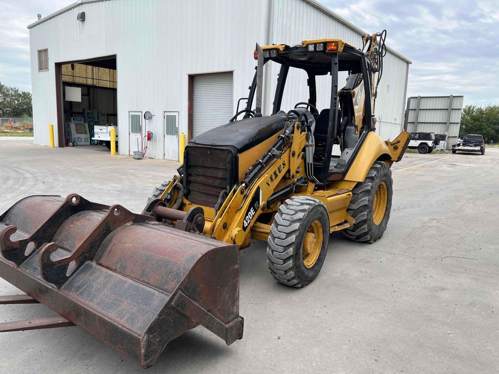 2007 CAT 420E IT 4x4 Backhoe Loader