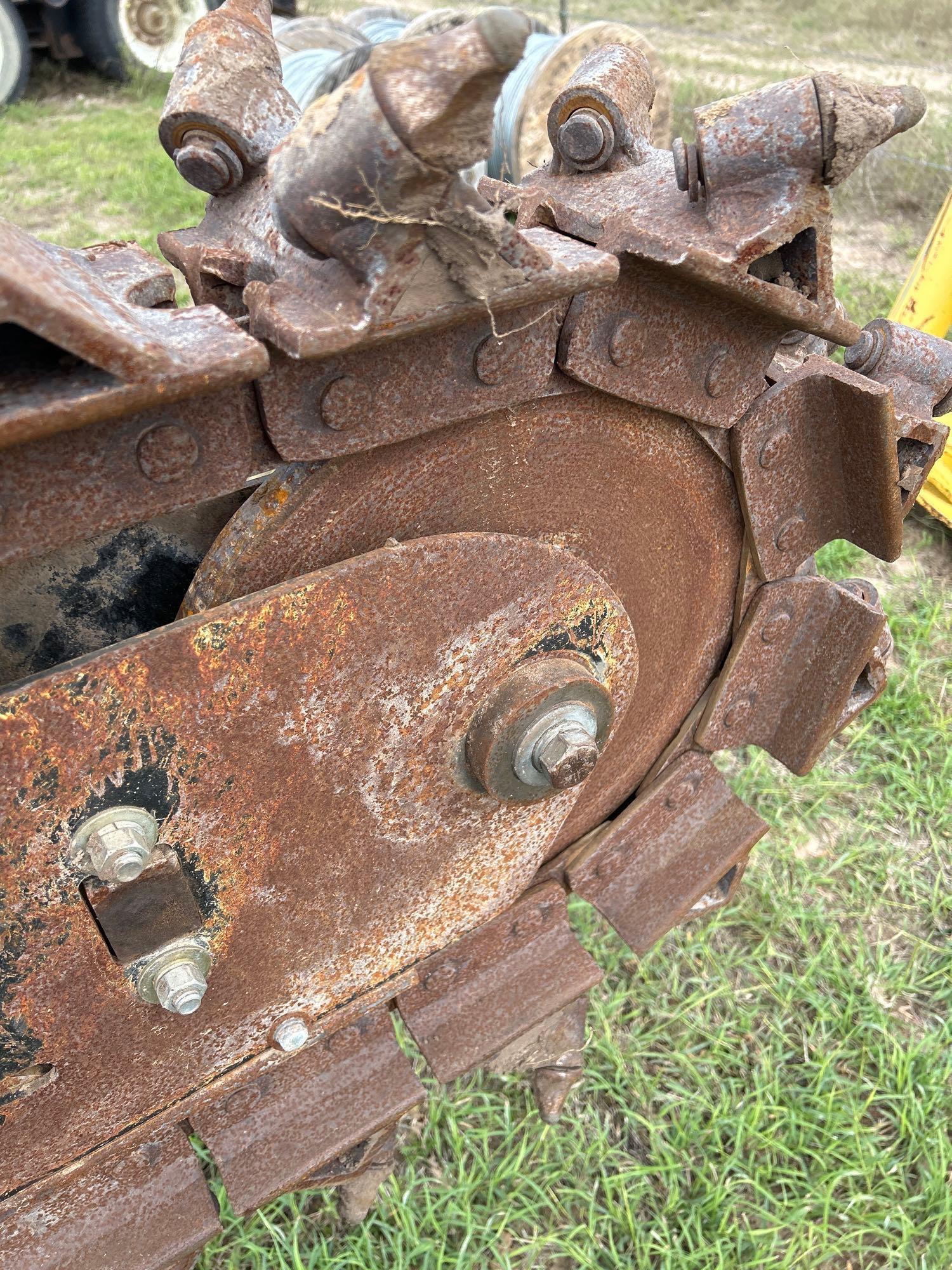 2013 Toro RT600 Riding Trencher