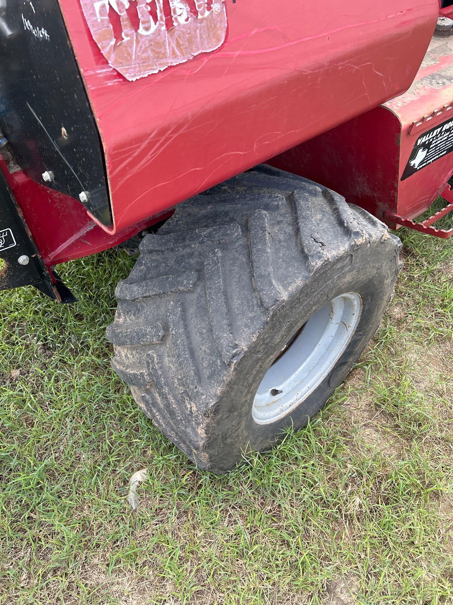 2013 Toro RT600 Riding Trencher