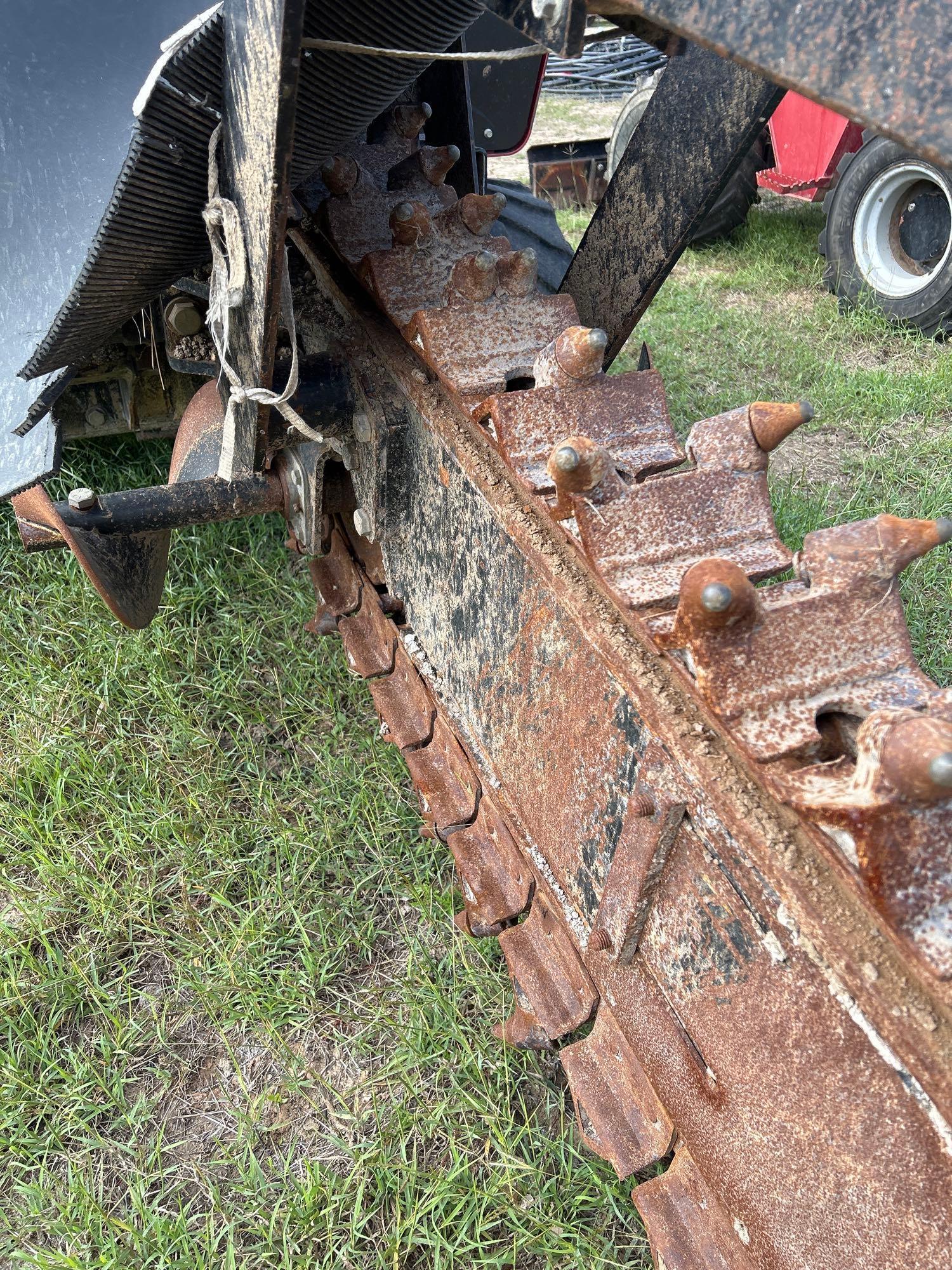 2013 Toro RT600 Riding Trencher