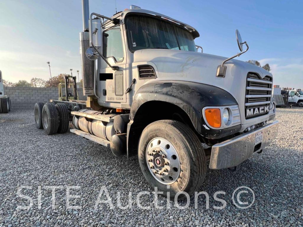 2007 Mack CV713 Granite T/A Day Cab Cab and Chassis Truck