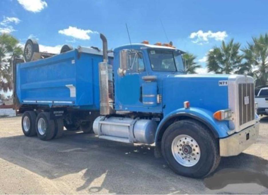 2000 Peterbilt 357 T/A Dump Truck