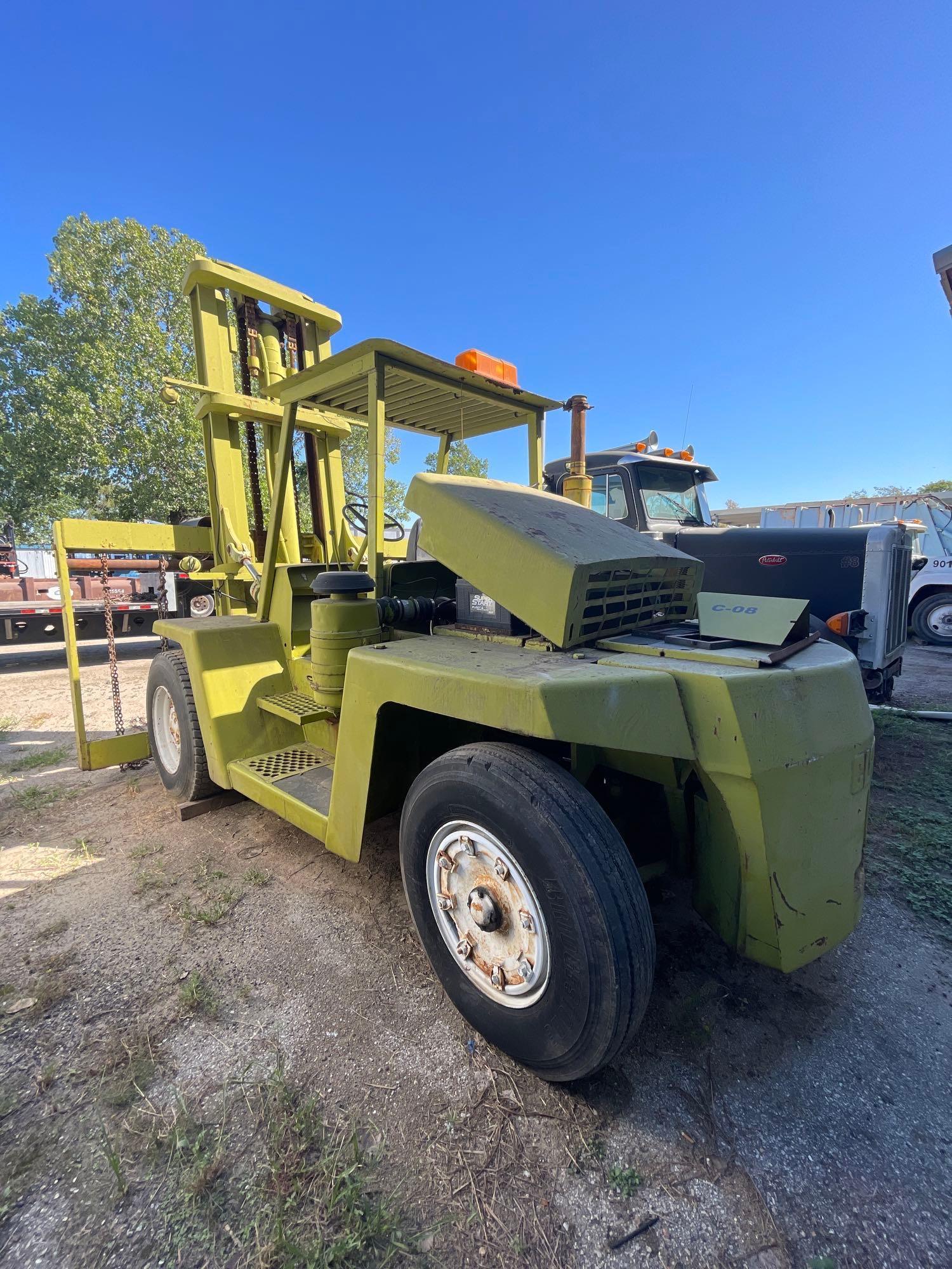 Clark C500 YS 225D Diesel Forklift