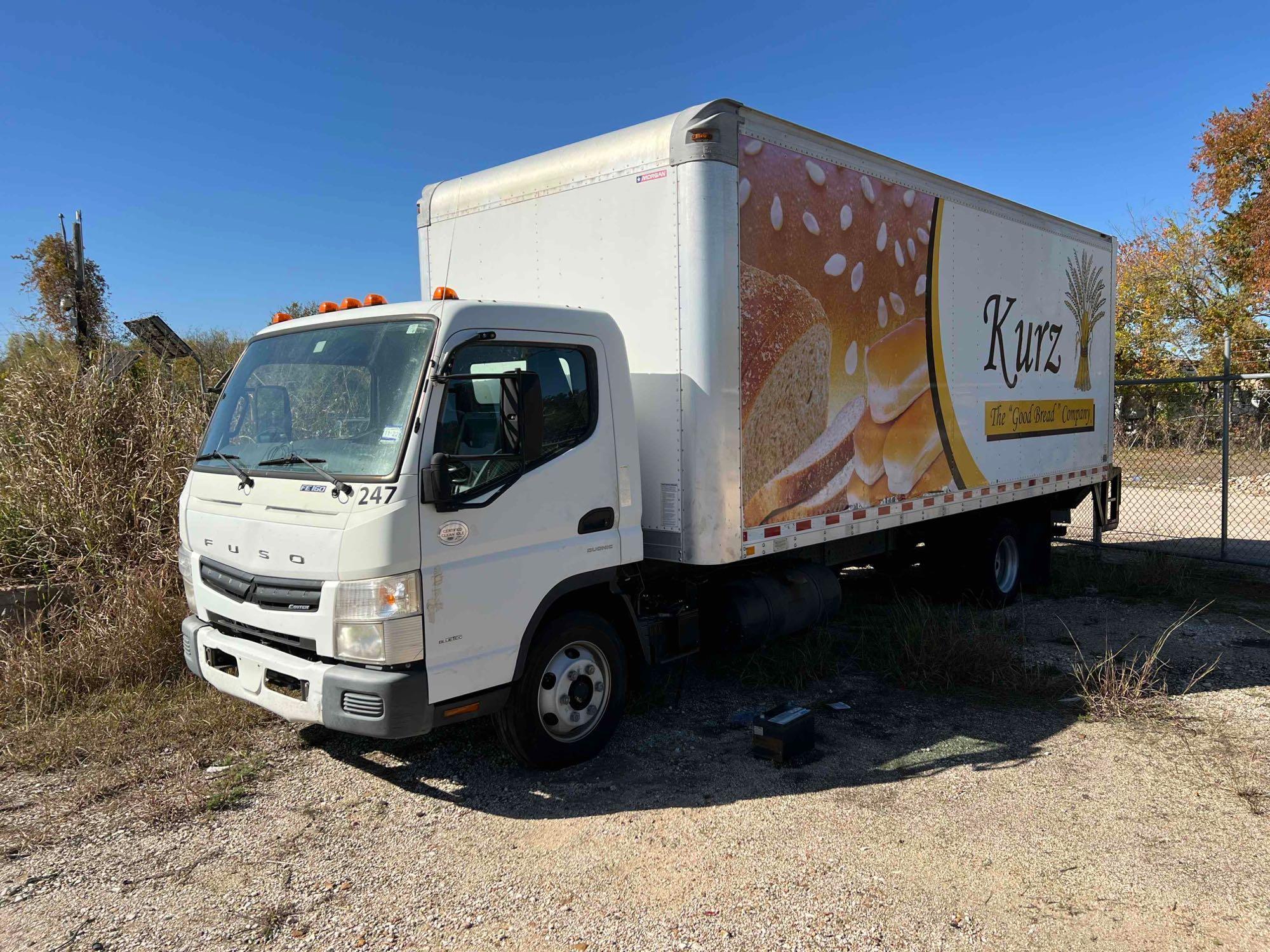 2015 Mitsubishi Fuso S/A COE Box Truck