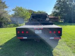 2001 Chevrolet Silverado 3500 Extended Cab Dually Flatbed Truck