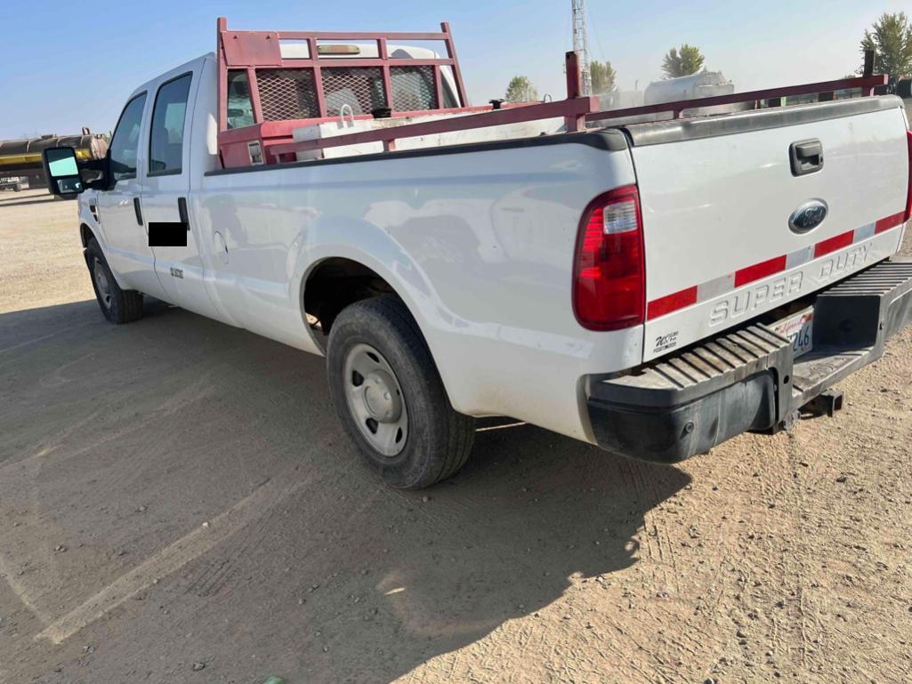 2009 Ford F350 SD Crew Cab Pickup Truck