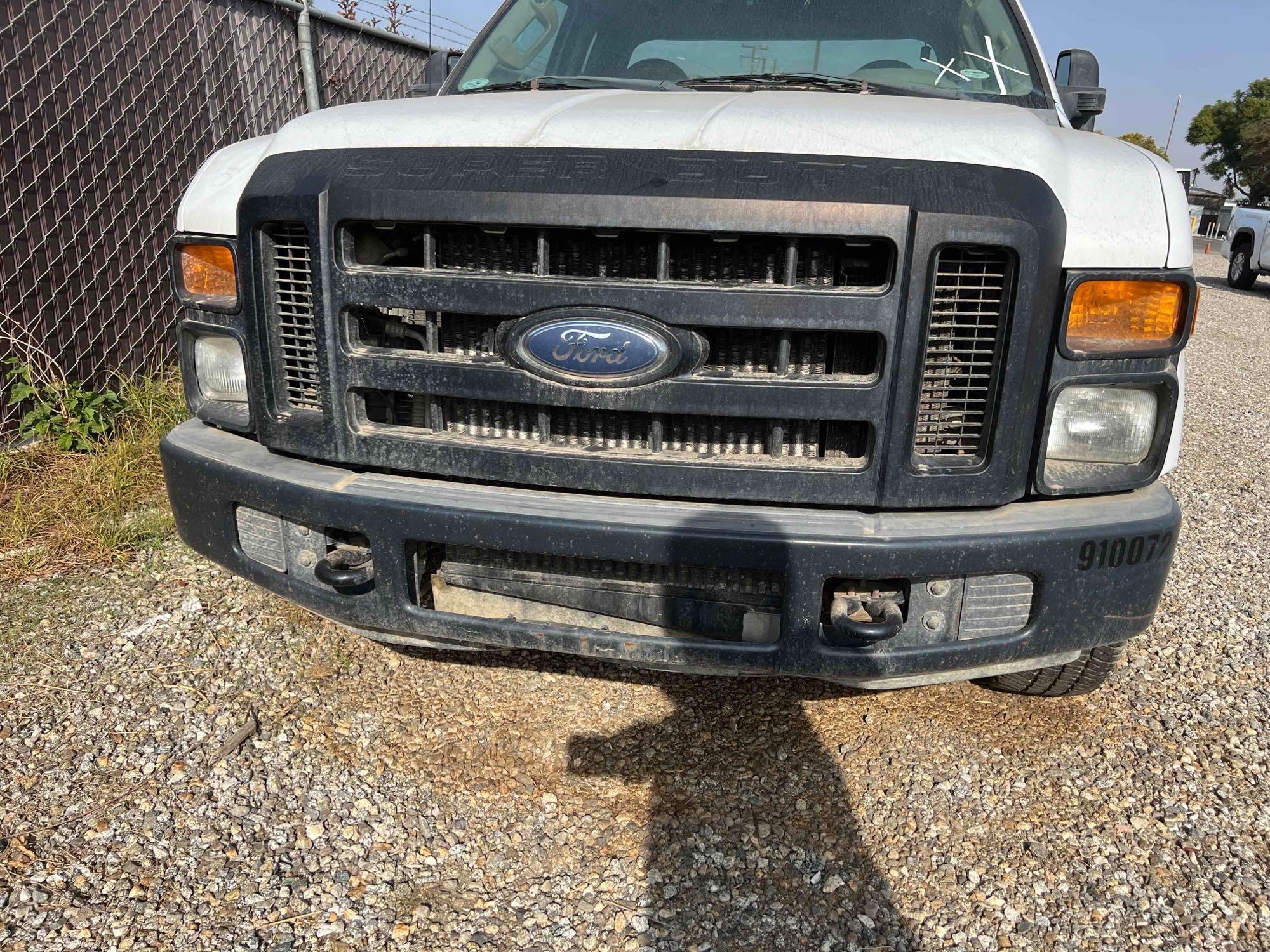 2008 Ford F250 SD Extended Cab Pickup Truck