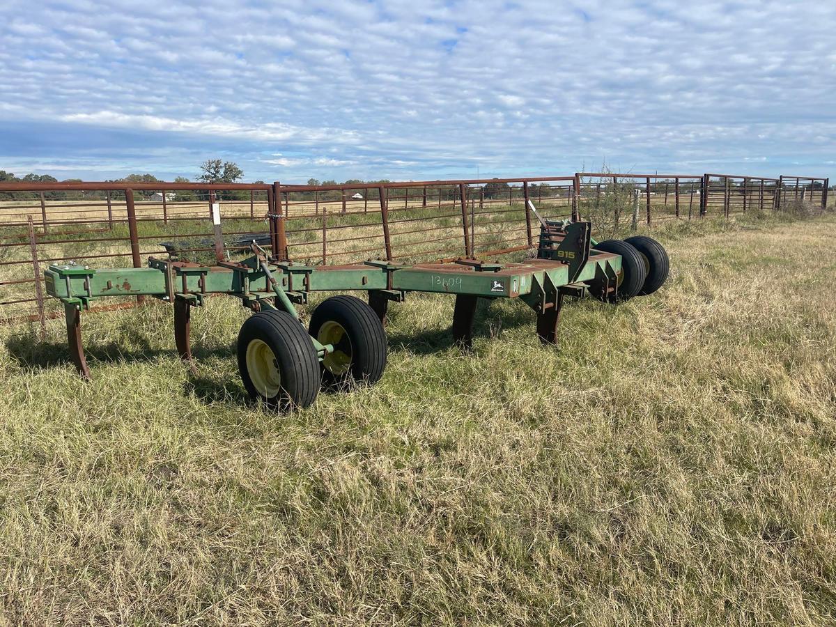 John Deere 915 V-Ripper