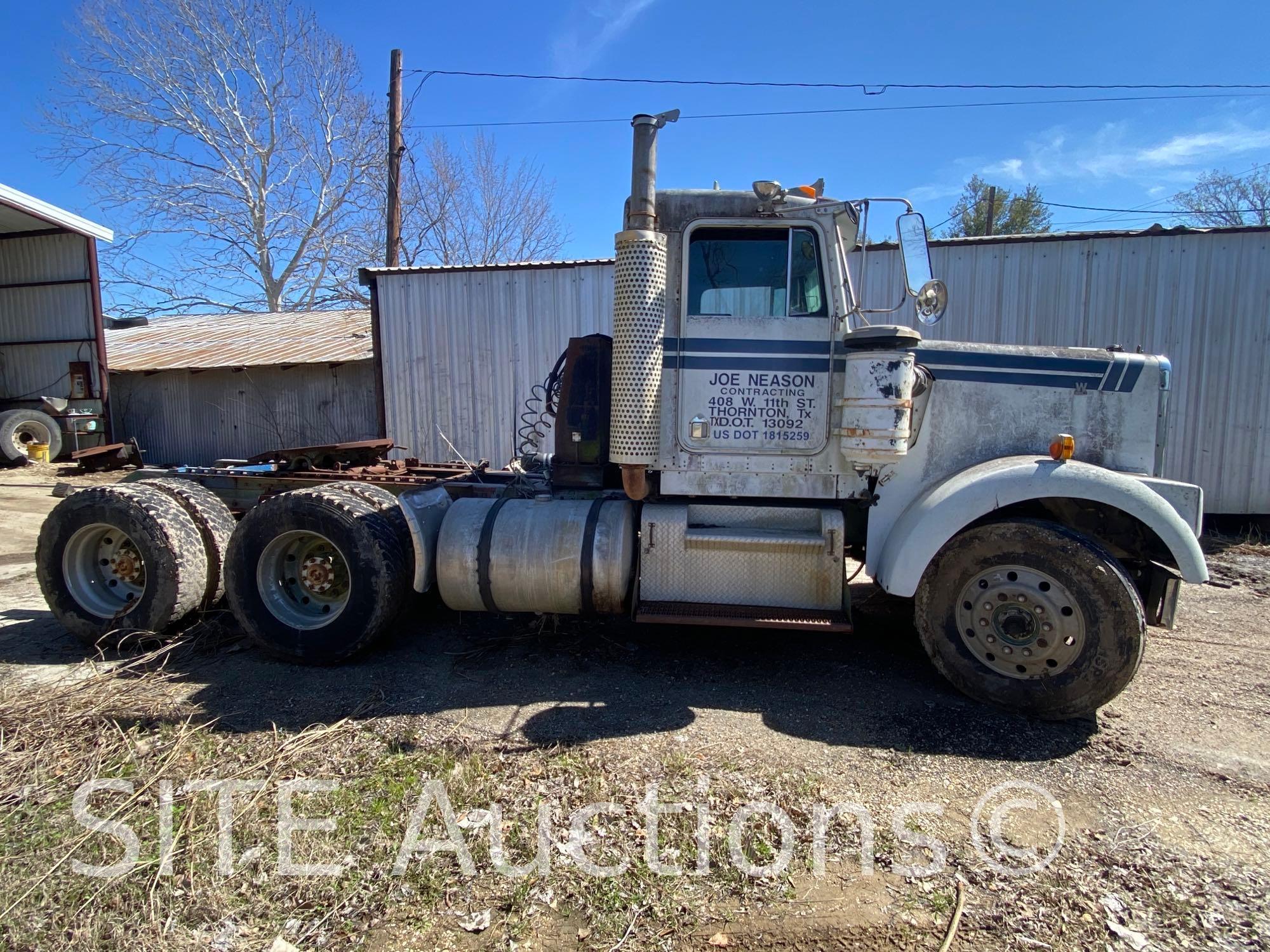 1985 Kenworth W900 T/A Day Cab Truck Tractor