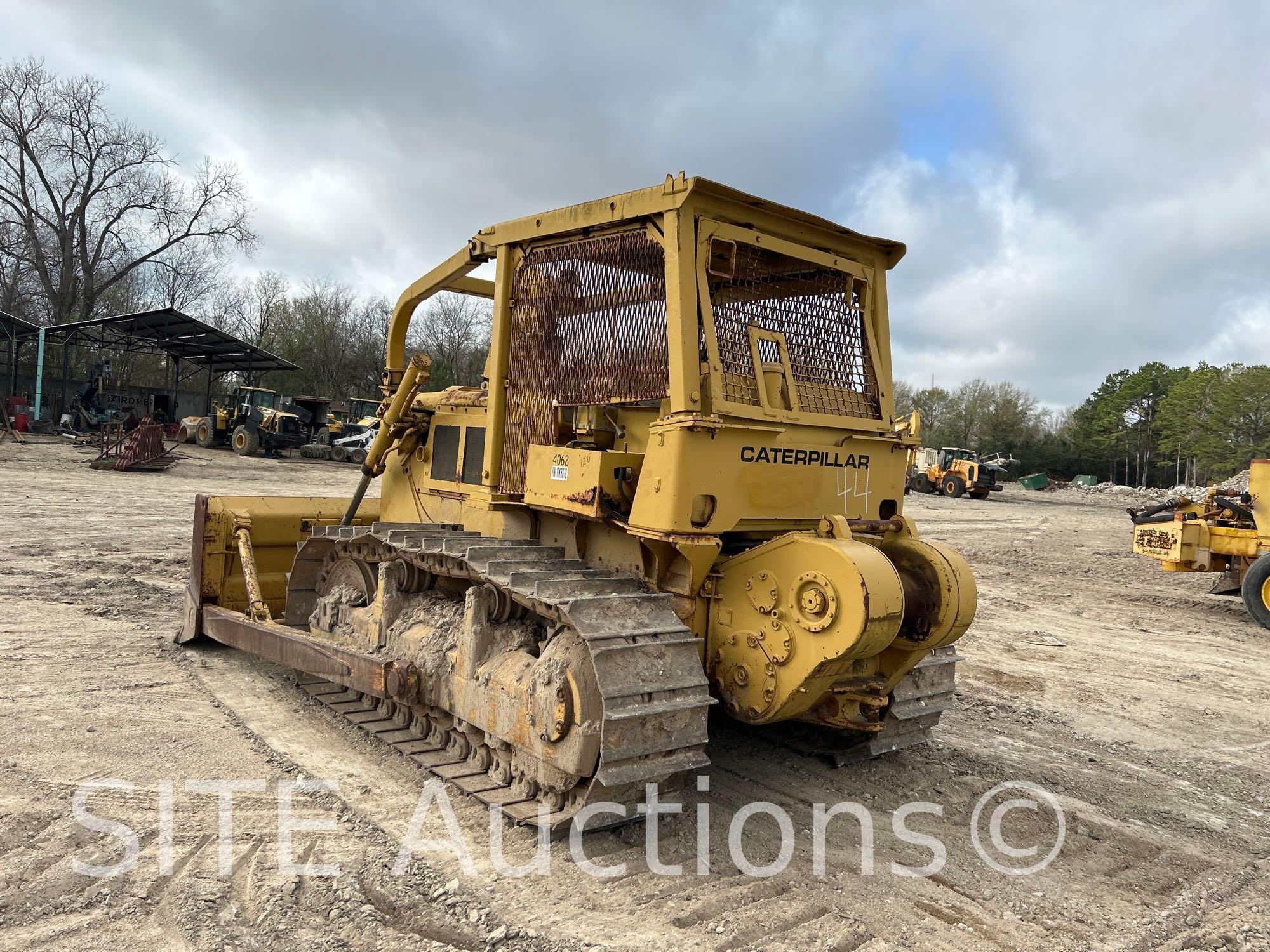 CAT D6 Crawler Dozer