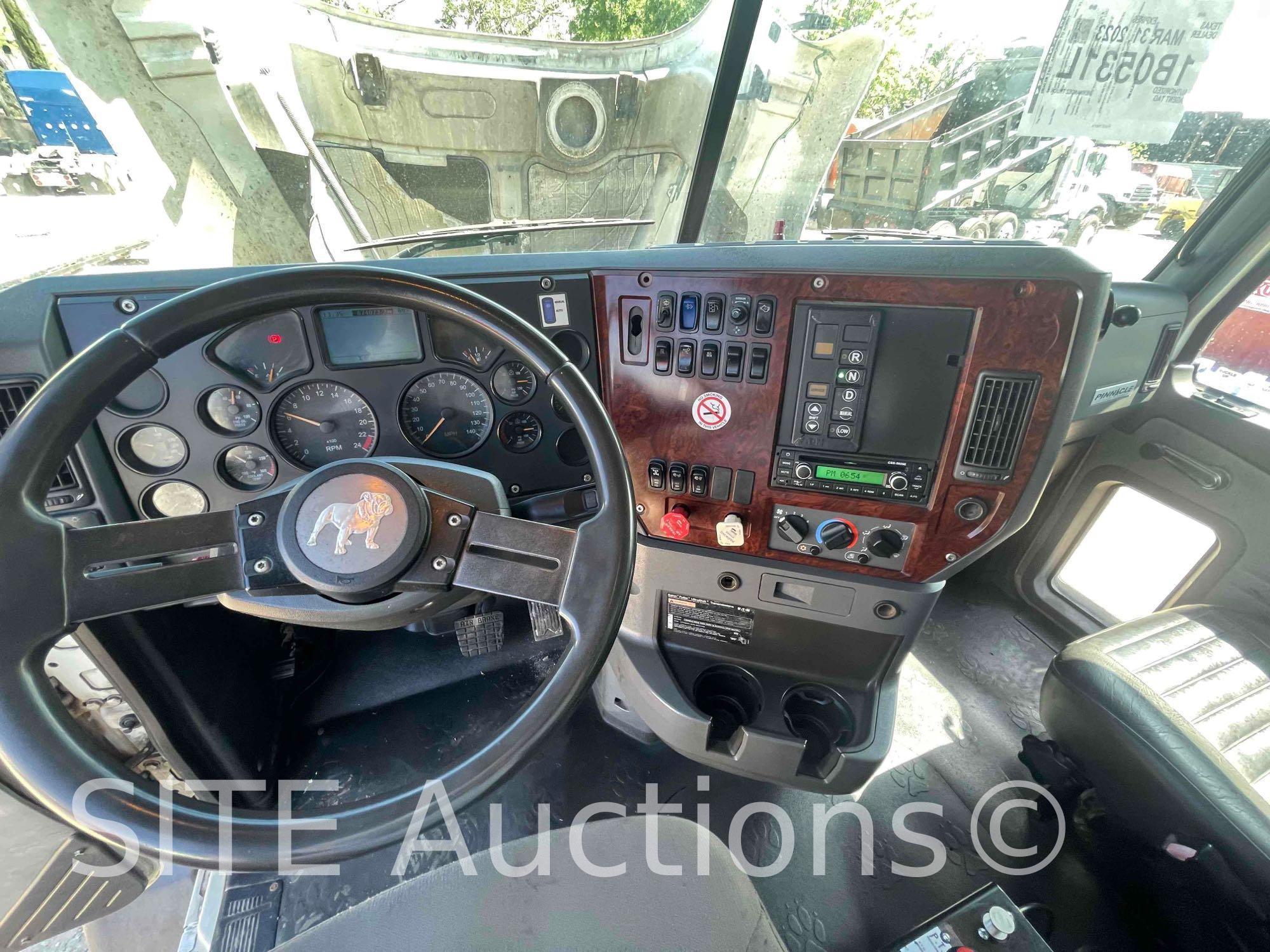 2011 Mack CXU613 Pinnacle Tri/A Dump Truck