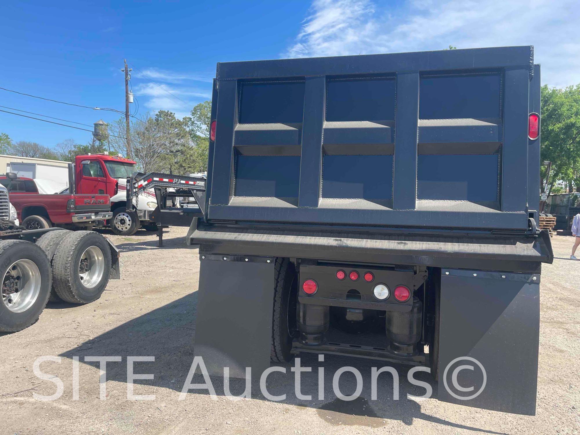 2011 Mack CXU613 Pinnacle Tri/A Dump Truck