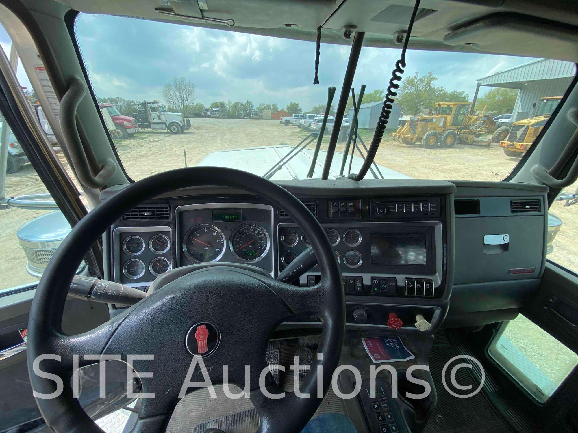 2013 Kenworth C500 T/A T/A Oilfield Bed Truck