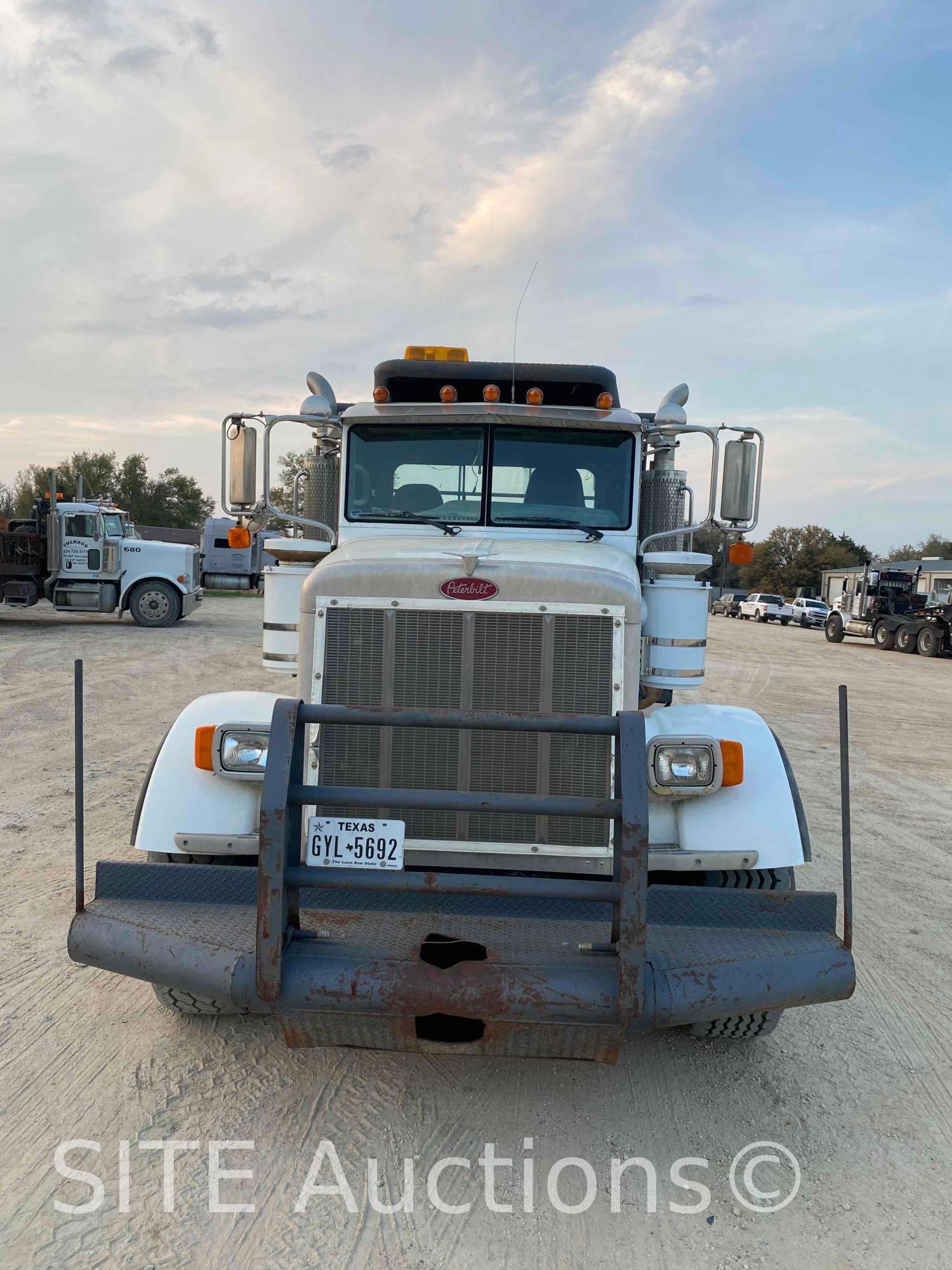 2007 Peterbilt 357 T/A Oilfield Bed Truck