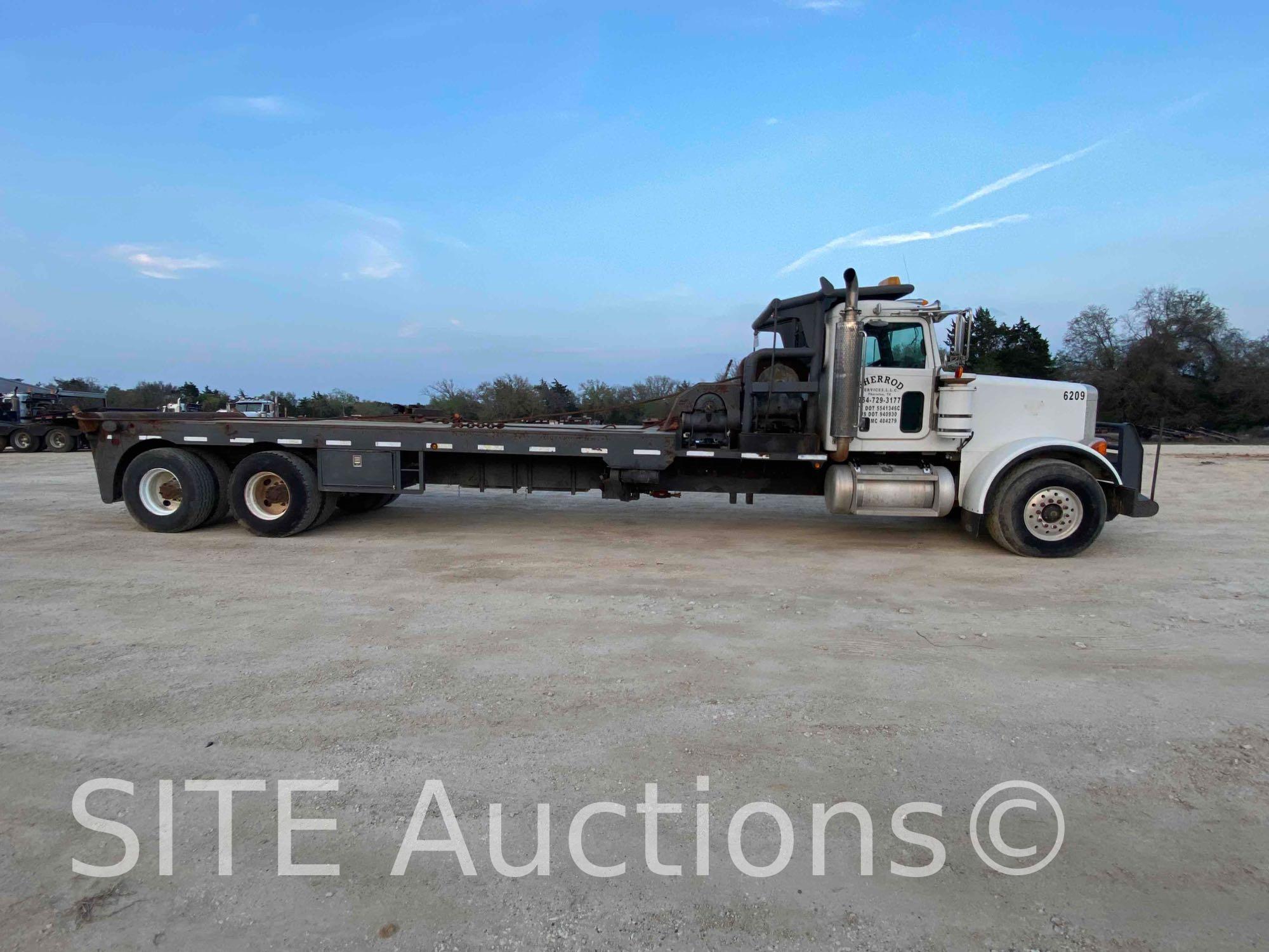 2007 Peterbilt 357 T/A Oilfield Bed Truck