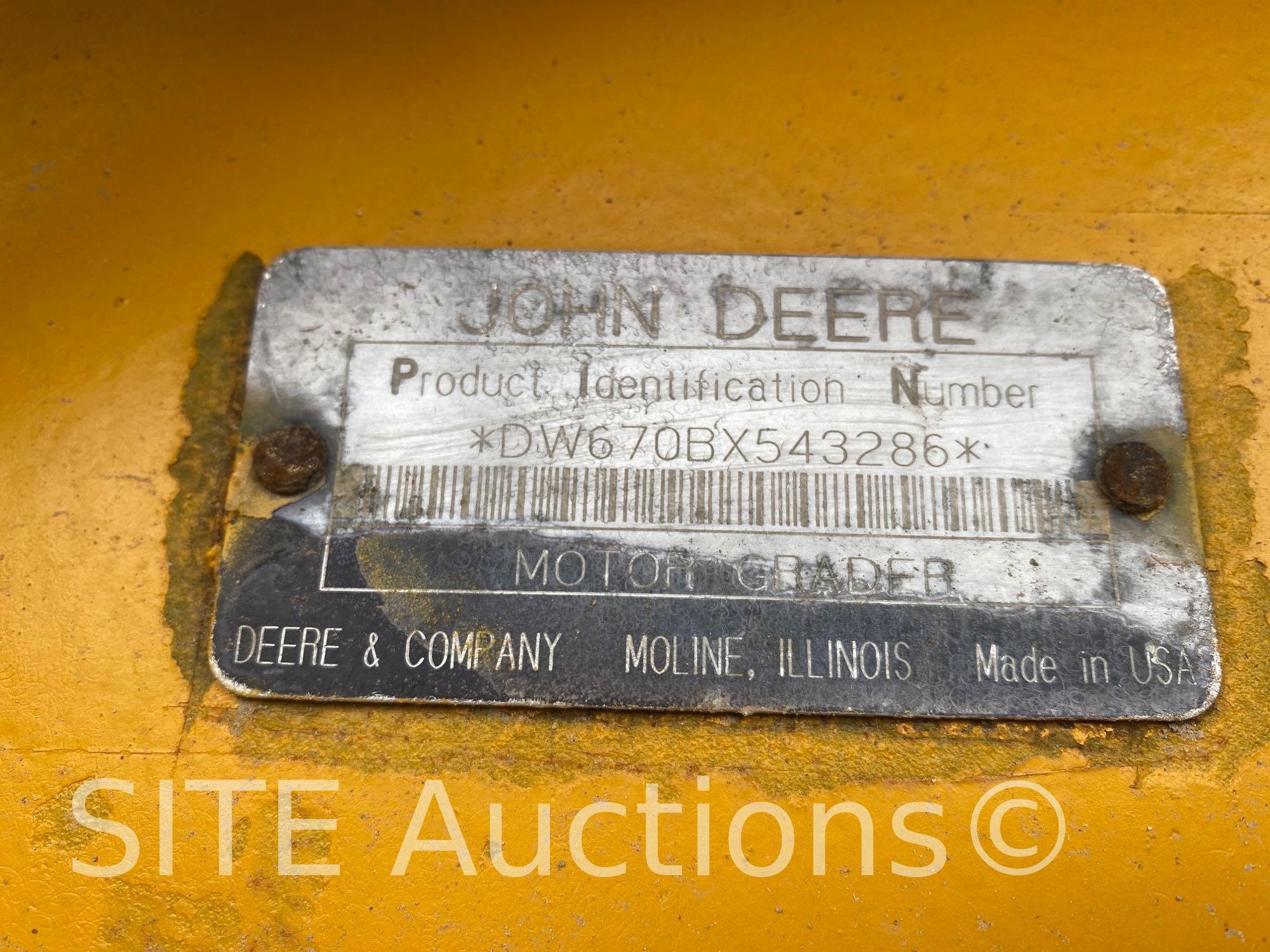 1993 John Deere 670B Motor Grader
