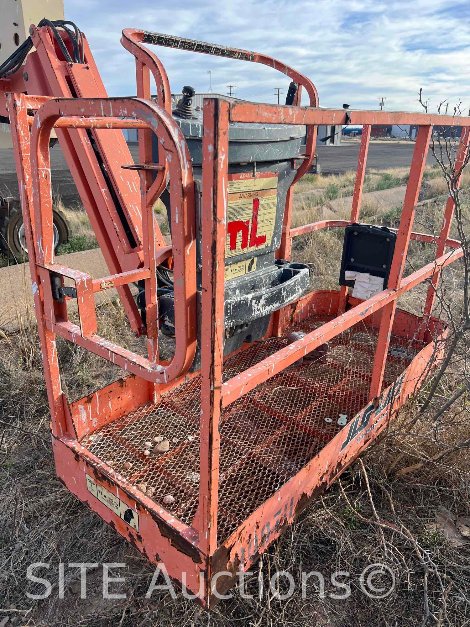 2008 JLG 450AJ Articulating Man Lift