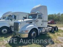 2014 Peterbilt 386 T/A Daycab Truck Tractor