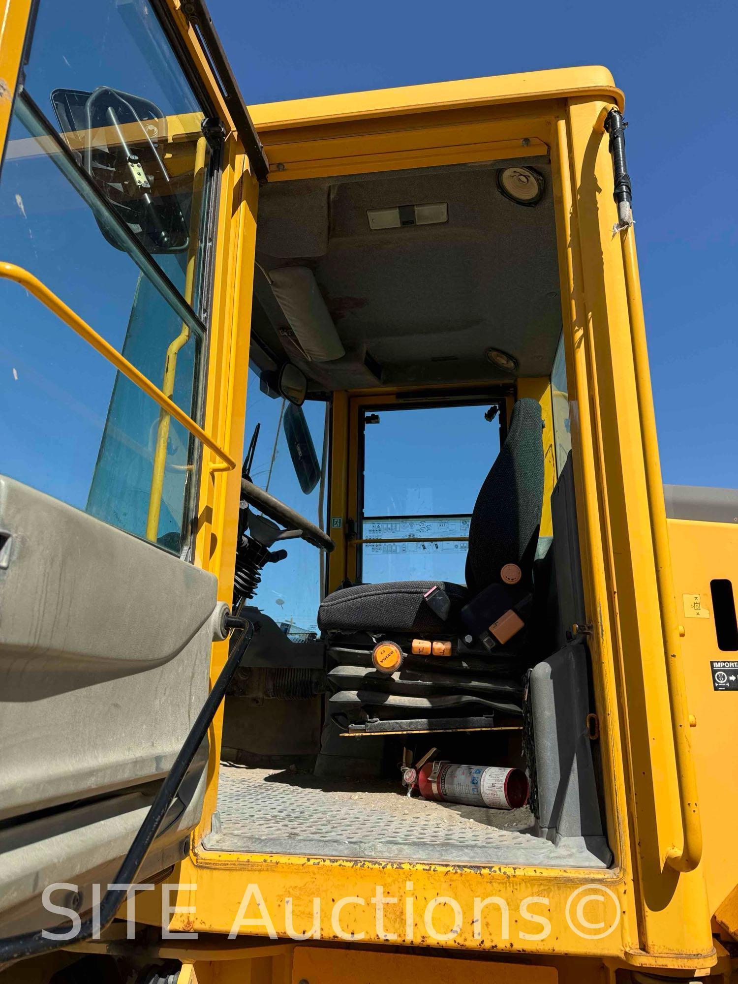 2003 Volvo L90E Wheel Loader