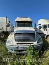 2005 Freightliner Columbia T/A Sleeper Truck Tractor