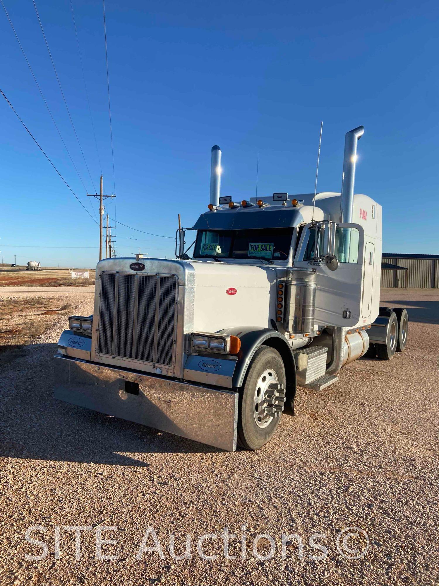 2004 Peterbilt 379 T/A Sleeper Truck Tractor