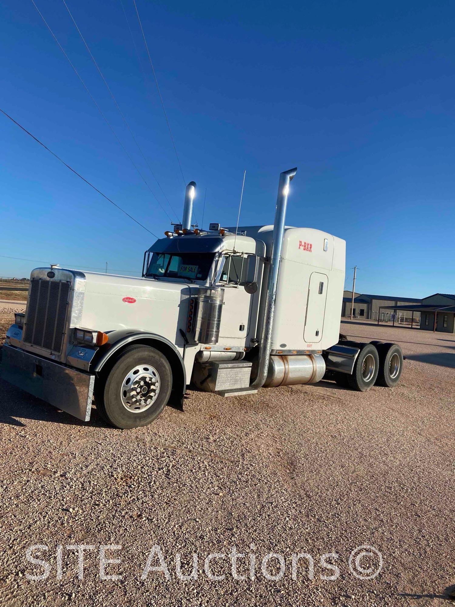 2004 Peterbilt 379 T/A Sleeper Truck Tractor