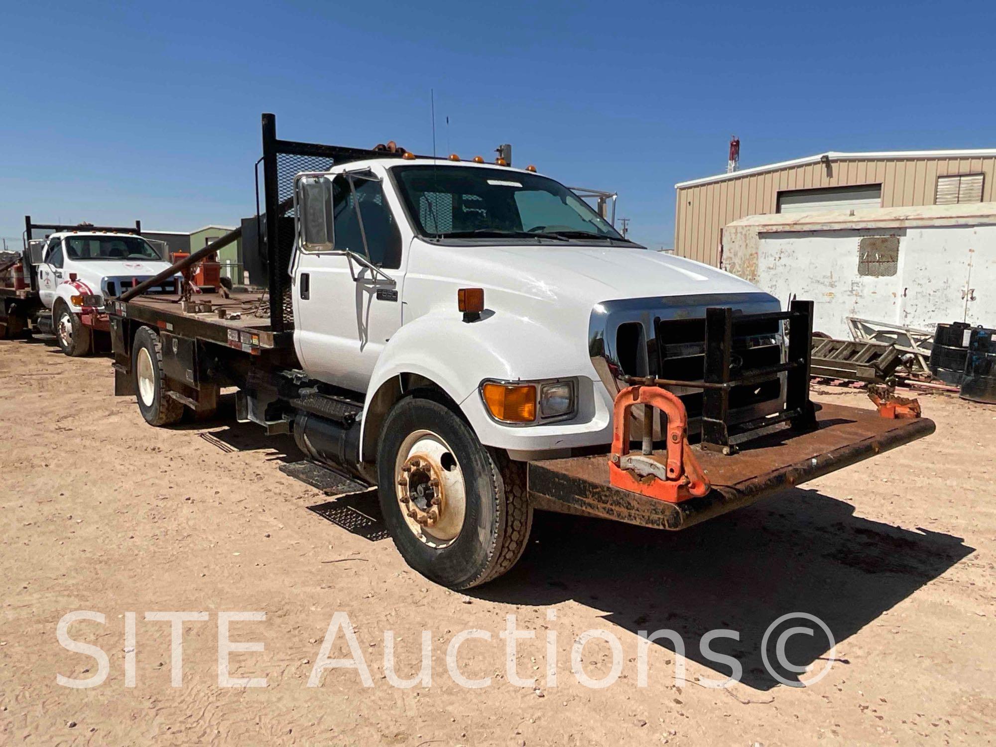 2013 Ford F650 SD Gin Pole Truck