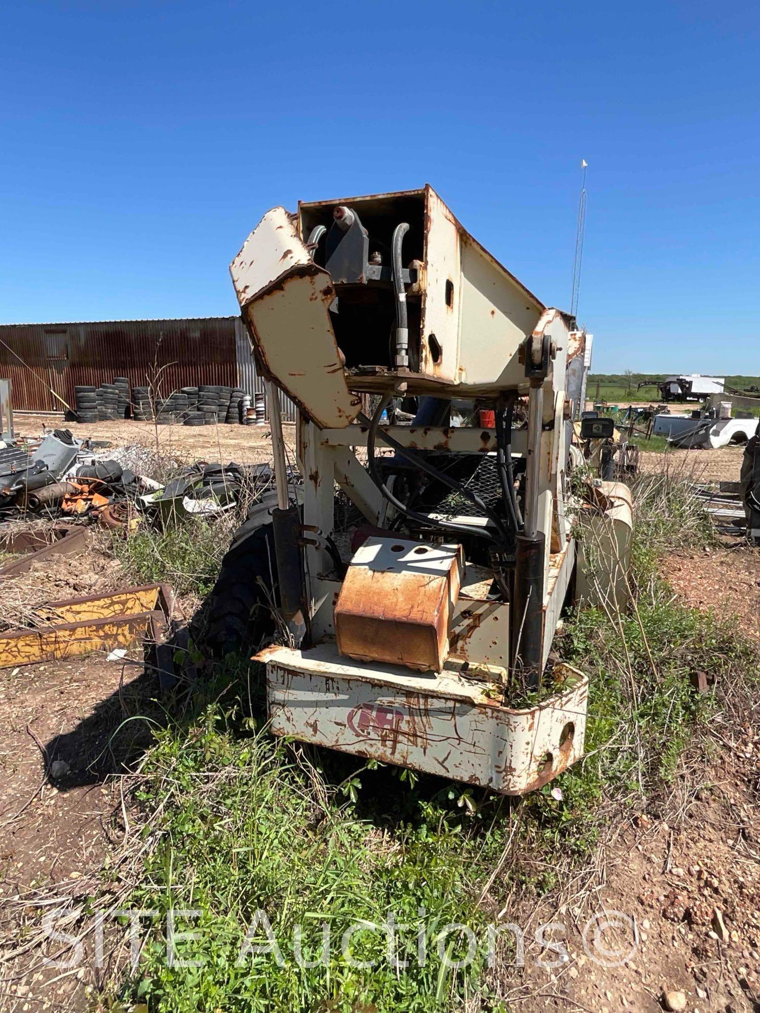 Ingersoll-Rand VR-843C 4x4x4 Telescopic Forklift