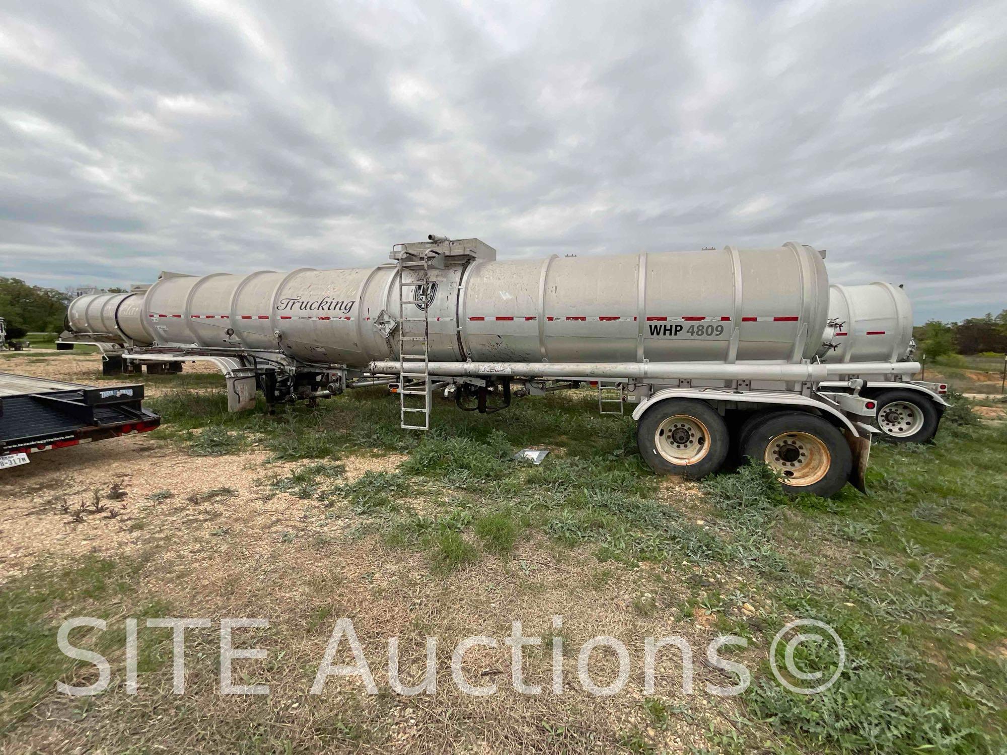 2013 Brenner T/A Tank Trailer