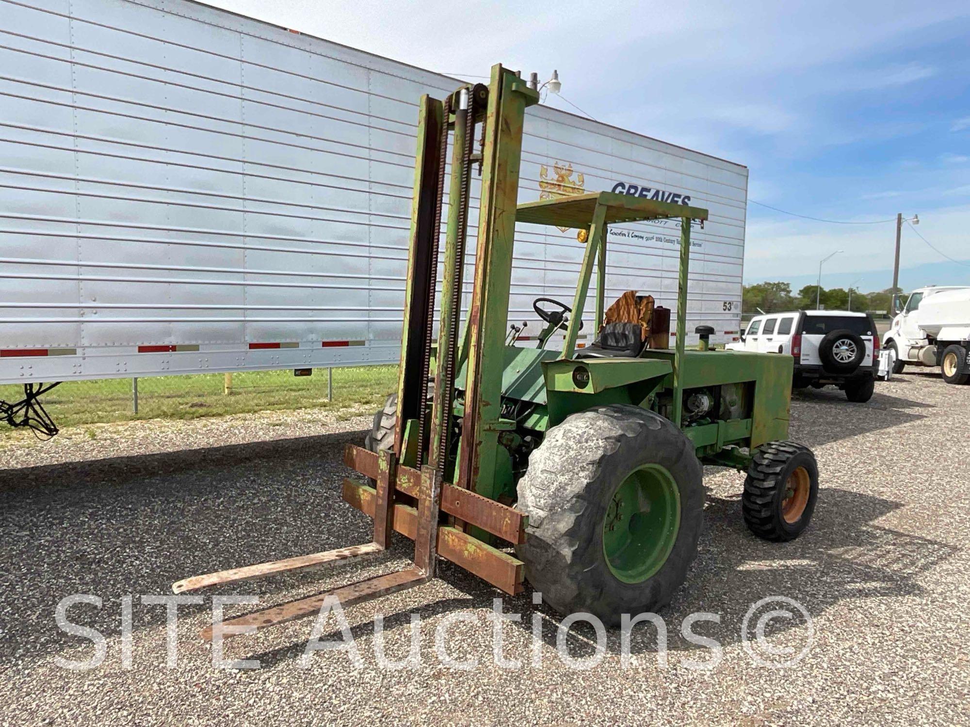 Clark UT60D Forklift