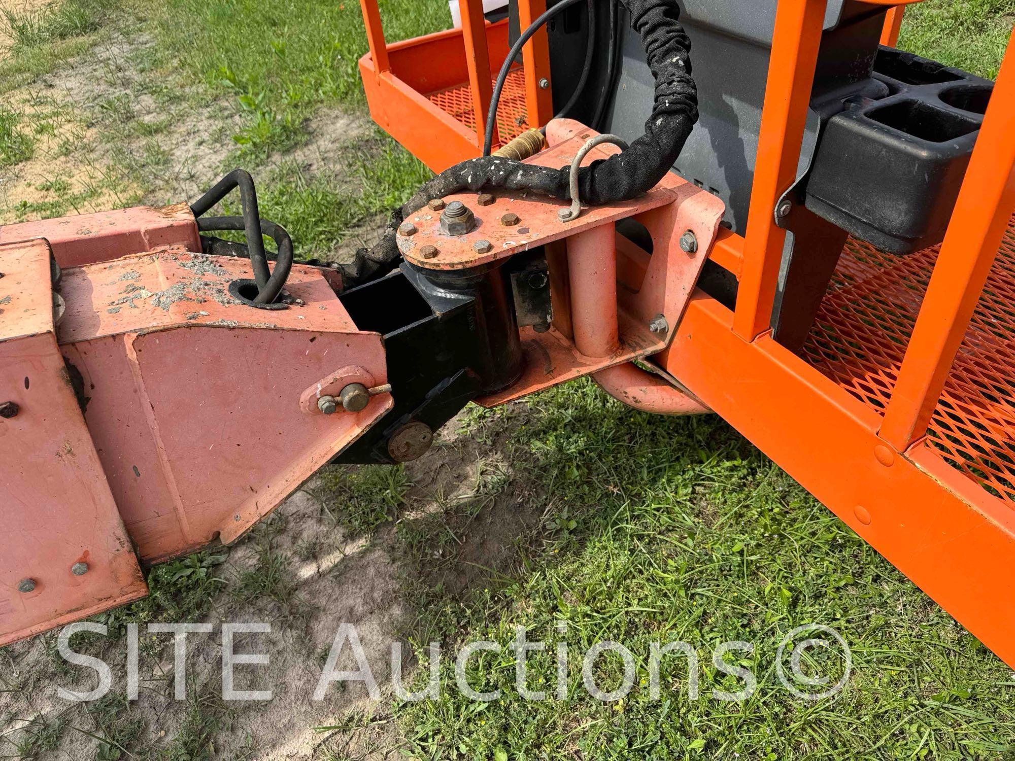 2000 JLG 600S Telescopic Boom Lift